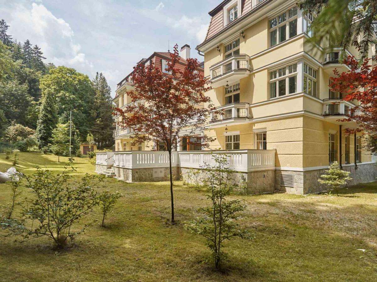 Apartment Villa Dionysus Κάρλοβι Βάρι Εξωτερικό φωτογραφία