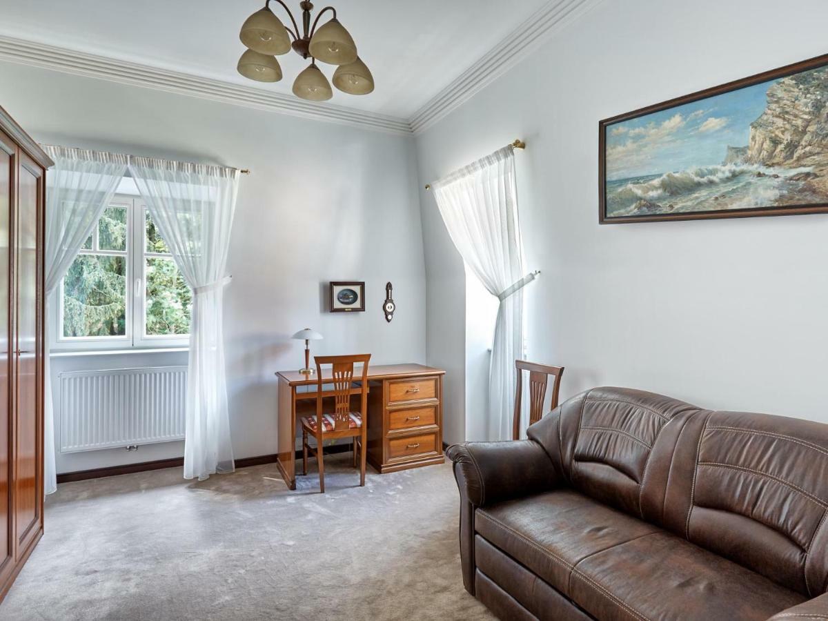 Apartment Villa Dionysus Κάρλοβι Βάρι Εξωτερικό φωτογραφία
